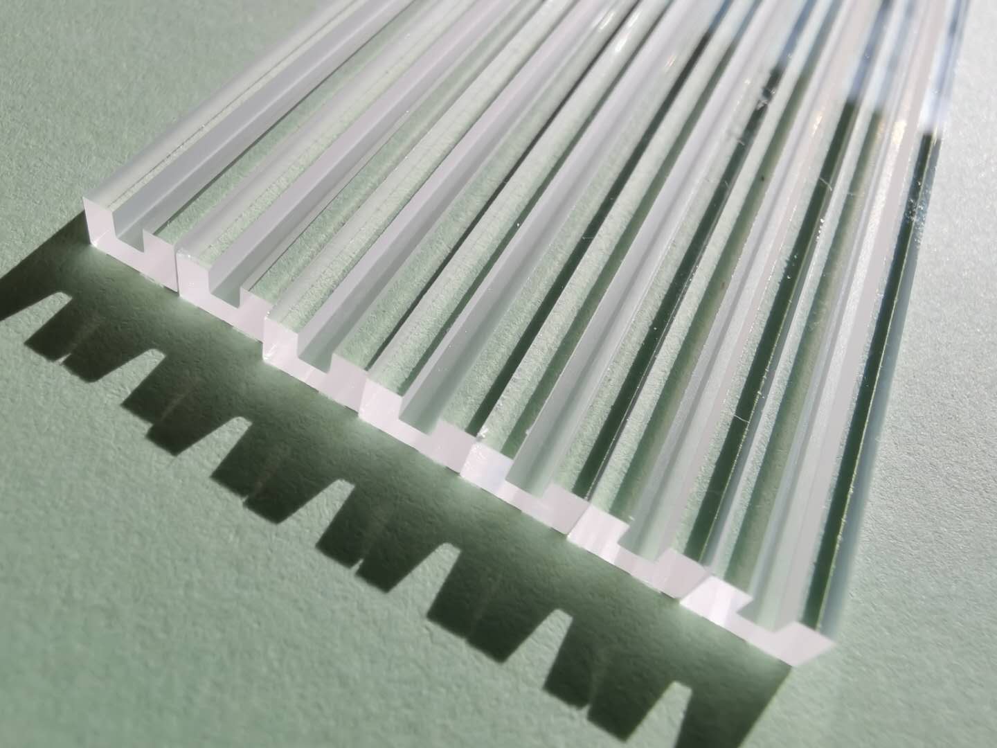 sapphire glass groove (7)